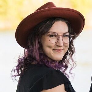 Meet your Posher, Madison